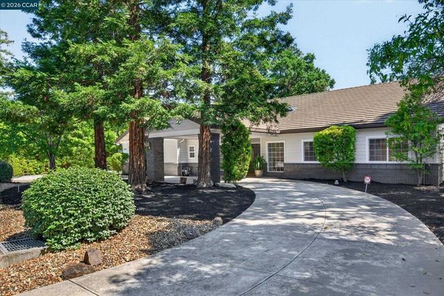 1283 Rudgear Rd, Walnut Creek, CA 94596