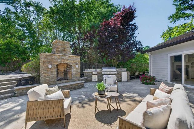 1283 Rudgear Rd, Walnut Creek, CA 94596
