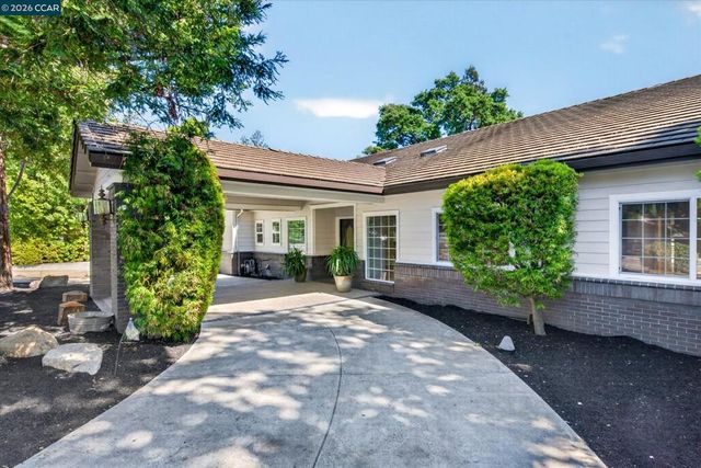 1283 Rudgear Rd, Walnut Creek, CA 94596