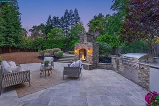 1283 Rudgear Rd, Walnut Creek, CA 94596