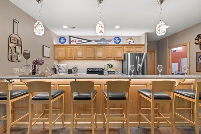 N29W30764 Foxwood DRIVE, Pewaukee, WI 53072