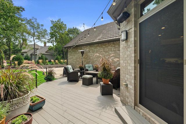 N29W30764 Foxwood DRIVE, Pewaukee, WI 53072