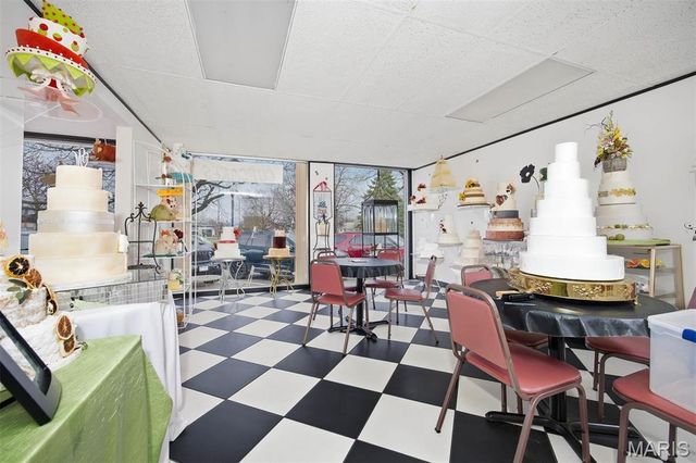 1018 Laurel Street, Highland, IL 62249