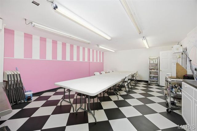 1018 Laurel Street, Highland, IL 62249