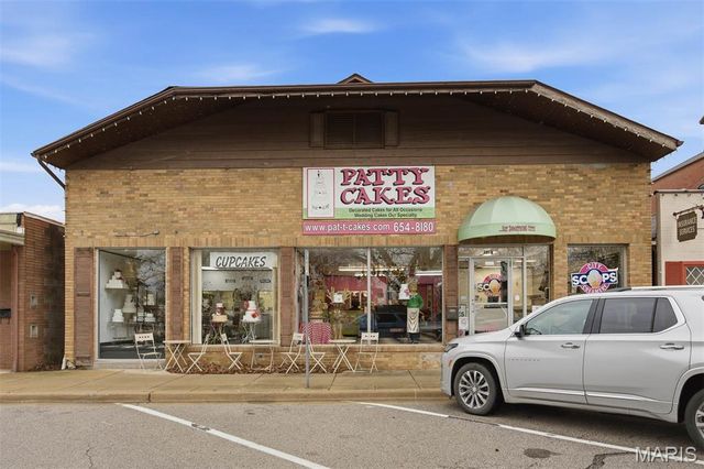 1018 Laurel Street, Highland, IL 62249