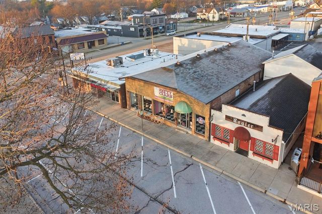 1018 Laurel Street, Highland, IL 62249