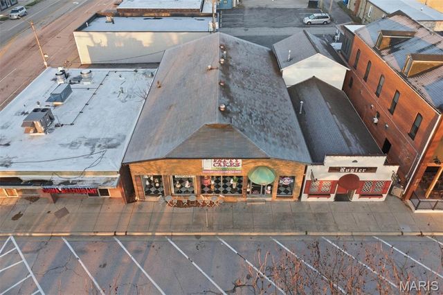 1018 Laurel Street, Highland, IL 62249