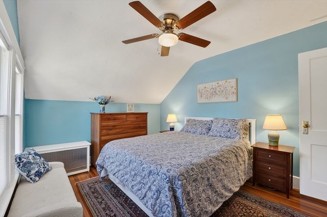 4 Lakeside Drive, Framingham, MA 01702