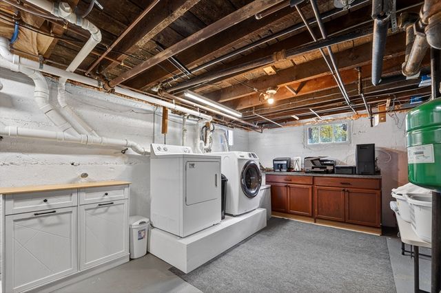 4 Lakeside Drive, Framingham, MA 01702