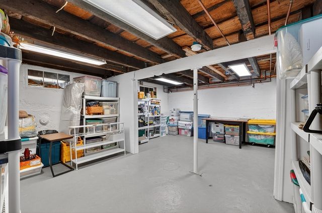 4 Lakeside Drive, Framingham, MA 01702