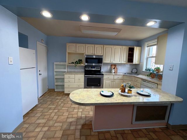 2923 DISSTON ST, Philadelphia, PA 19149