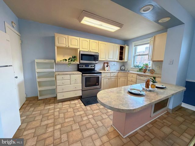 2923 DISSTON ST, Philadelphia, PA 19149