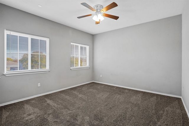612 Meadow View Court 101, Denton, TX 76207