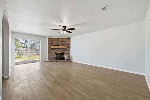 5416 Dunson Drive, Haltom City, TX 76148