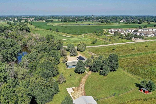 N3562 River Road, Columbus, WI 53925