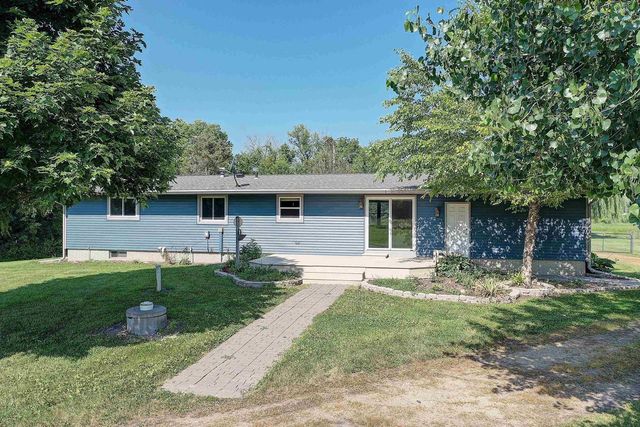N3562 River Road, Columbus, WI 53925
