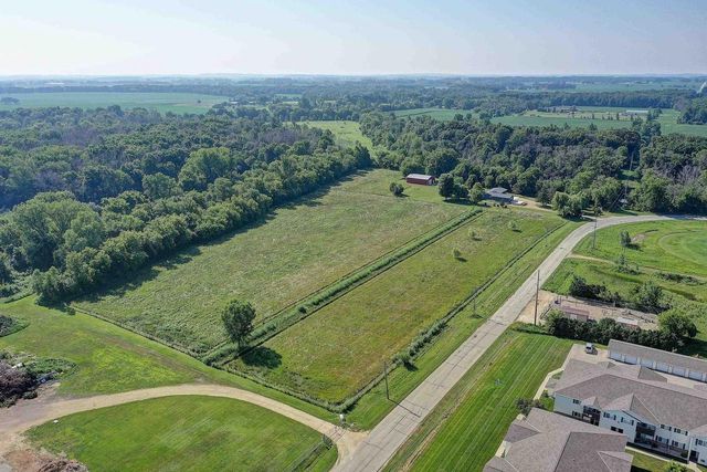 N3562 River Road, Columbus, WI 53925