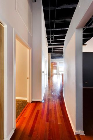 1645 W Ogden Avenue 602, Chicago, IL 60612