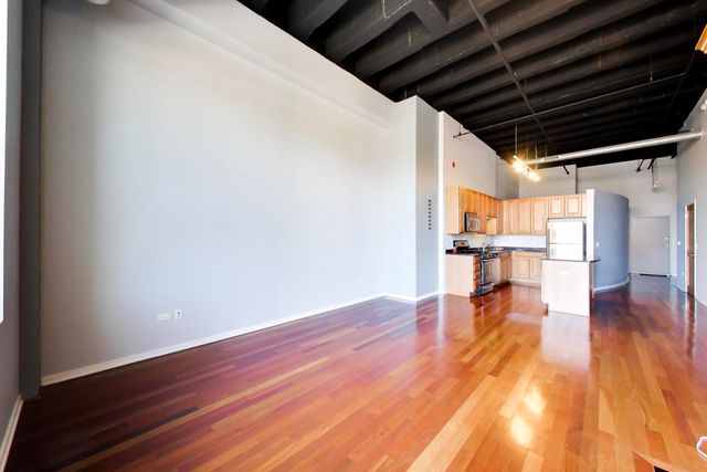 1645 W Ogden Avenue 602, Chicago, IL 60612