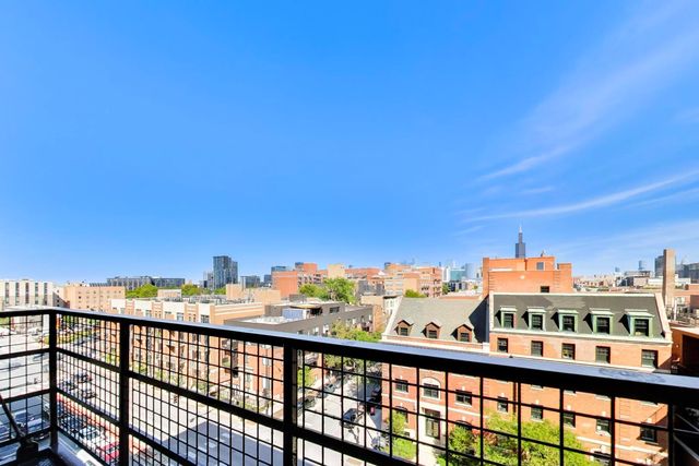 1645 W Ogden Avenue 602, Chicago, IL 60612
