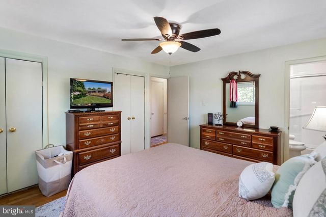 17707 WOODCREST RD, Hagerstown, MD 21740