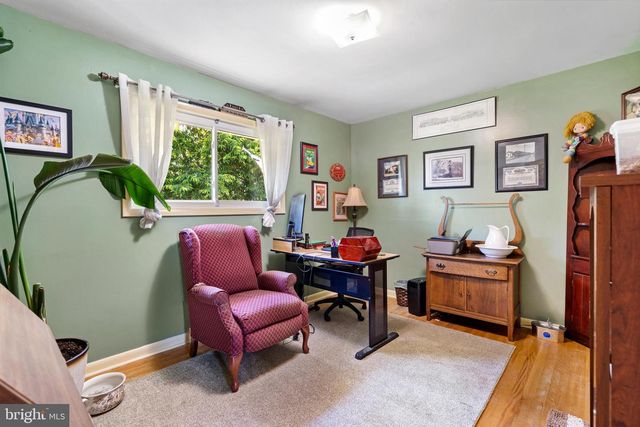 17707 WOODCREST RD, Hagerstown, MD 21740