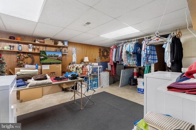 17707 WOODCREST RD, Hagerstown, MD 21740