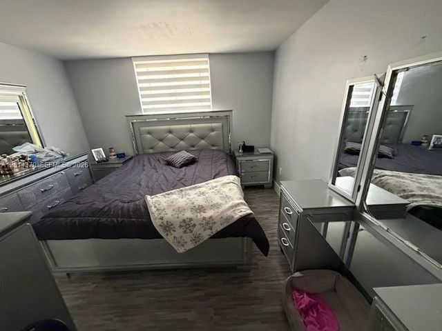 5033 NW 7th Street 209, Miami, FL 33126