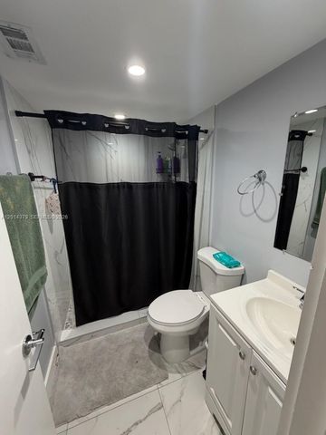 5033 NW 7th Street 209, Miami, FL 33126