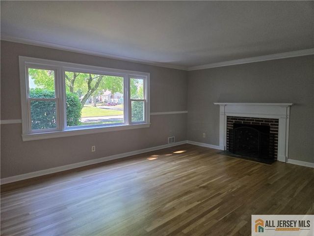 2 Farmingdale Road, East Brunswick, NJ 08816