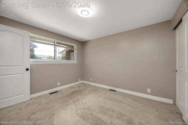 1720 Westbrook Drive, Madison Heights, MI 48071
