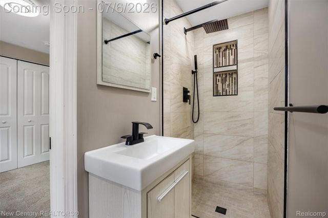 1720 Westbrook Drive, Madison Heights, MI 48071