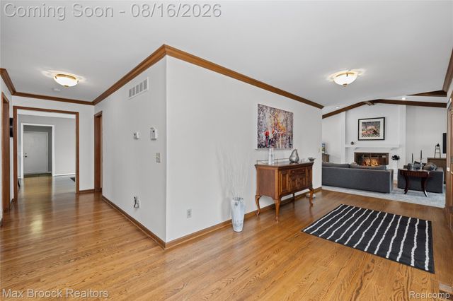 3846 Spanish Oaks Drive, West Bloomfield Charter Township, MI 48323