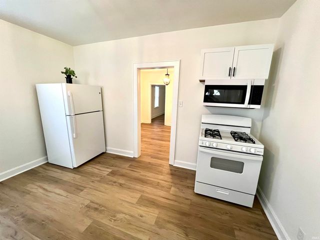 1638 E Illinois Street, Evansville, IN 47711