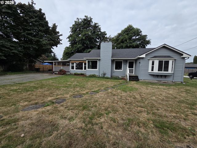 733 2ND St, Woodland, WA 98674