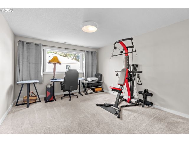 733 2ND St, Woodland, WA 98674