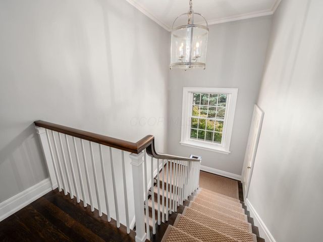 210 Stanbery Avenue, Bexley, OH 43209