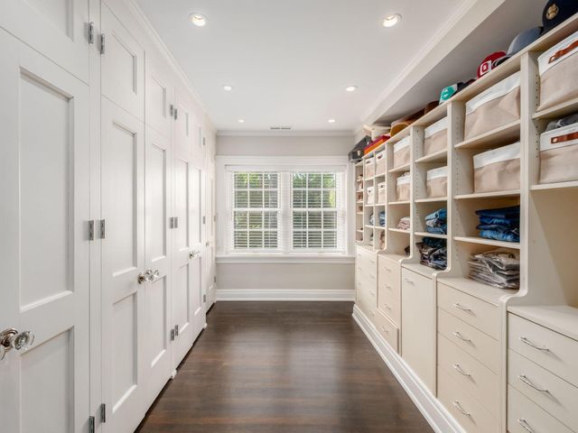 210 Stanbery Avenue, Bexley, OH 43209