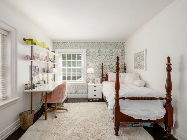 210 Stanbery Avenue, Bexley, OH 43209