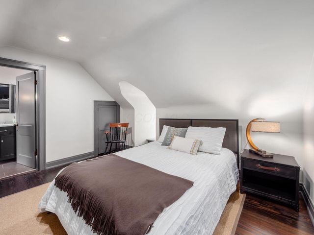 210 Stanbery Avenue, Bexley, OH 43209