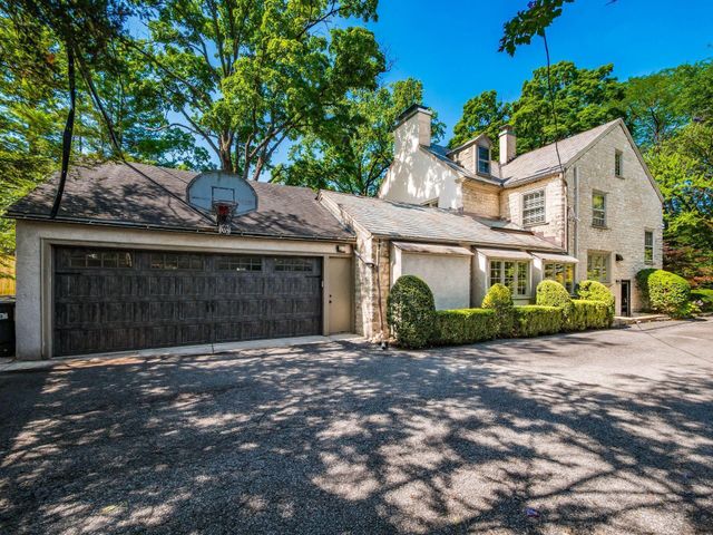 210 Stanbery Avenue, Bexley, OH 43209