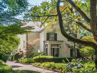 210 Stanbery Avenue, Bexley, OH 43209