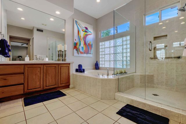 148 White Horse Trail, Palm Desert, CA 92211