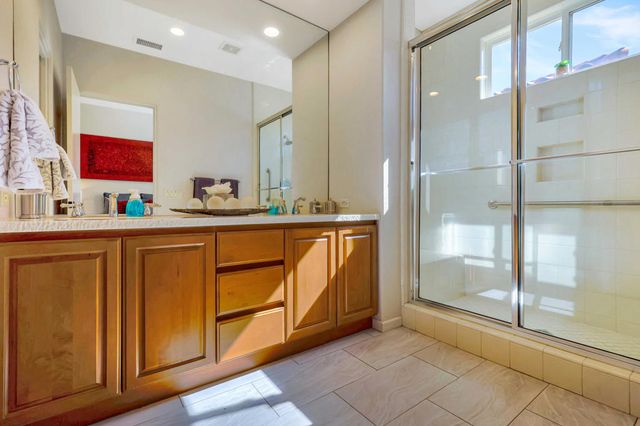 148 White Horse Trail, Palm Desert, CA 92211