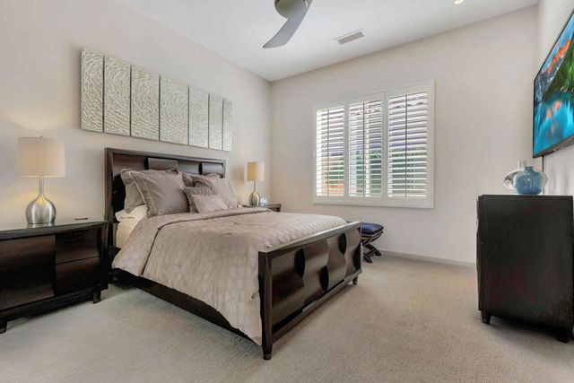 148 White Horse Trail, Palm Desert, CA 92211