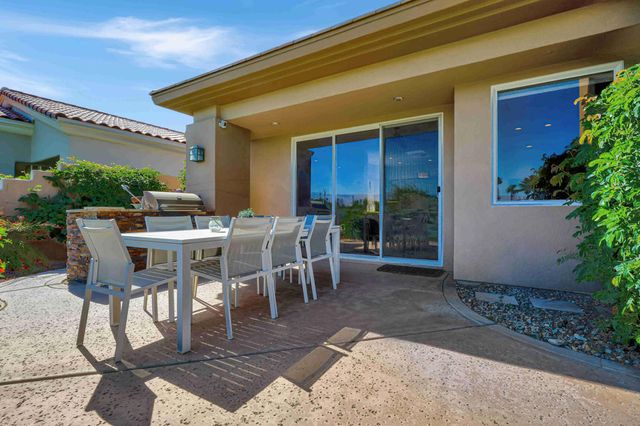 148 White Horse Trail, Palm Desert, CA 92211