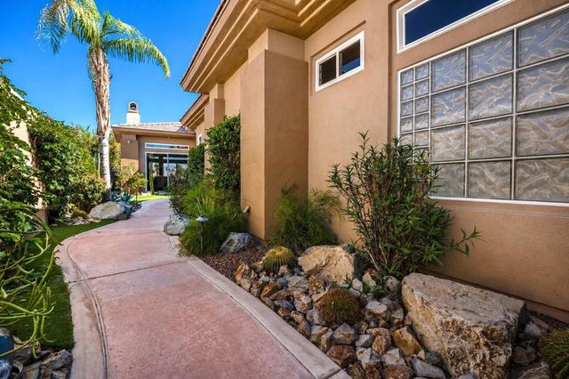 148 White Horse Trail, Palm Desert, CA 92211