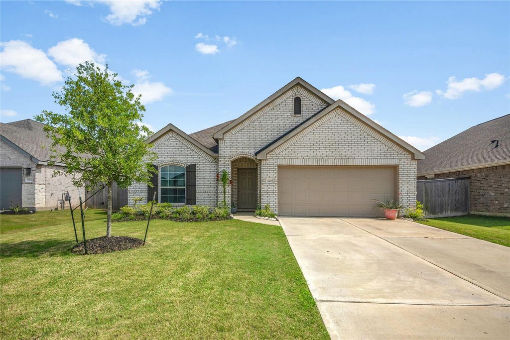 32239 Cedar Crest Drive, Waller, TX 77484