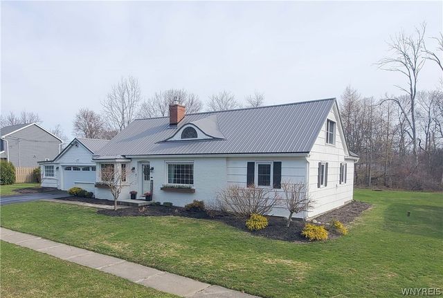 6097 Eckhardt Road, Hamburg, NY 14085