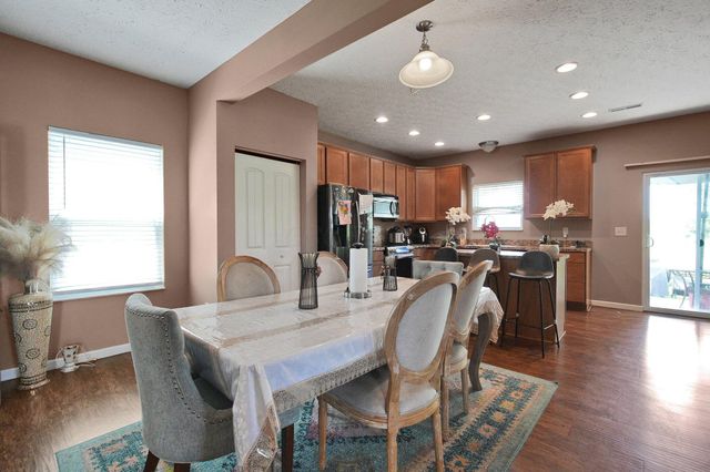 4321 Coble Glen Lane, Canal Winchester, OH 43110